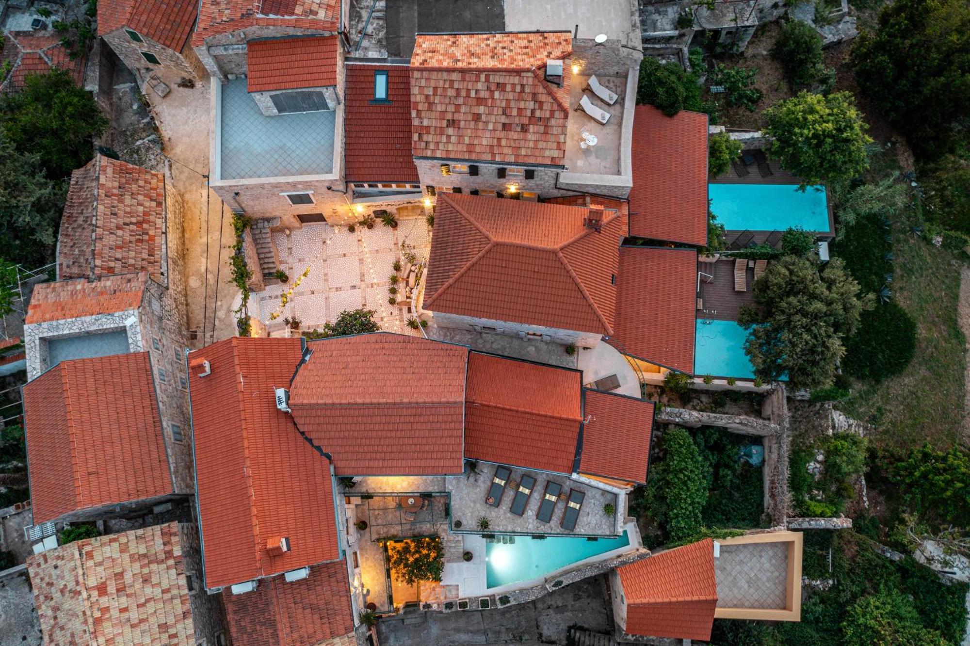 Dvor Pitve Villas Jelsa  Ngoại thất bức ảnh